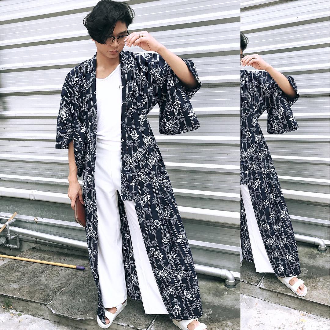 Customer wearing Sumo Vintage